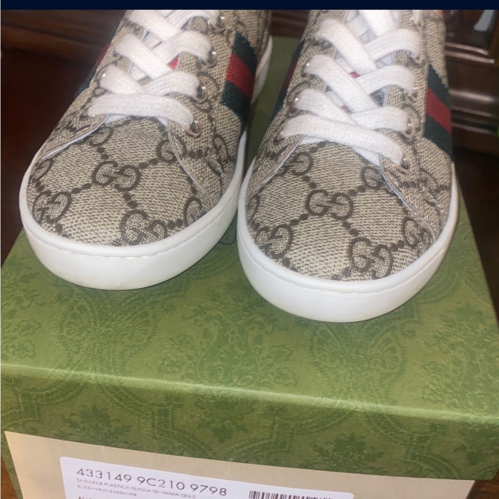 Gucci kids shoes
